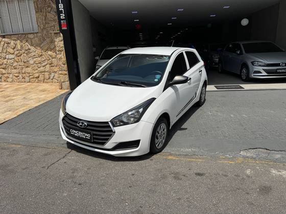 HYUNDAI HB20 1.0 COMFORT 12V FLEX 4P MANUAL HYUNDAI HB20 1.0 COMFORT 12V FLEX 4P MANUAL